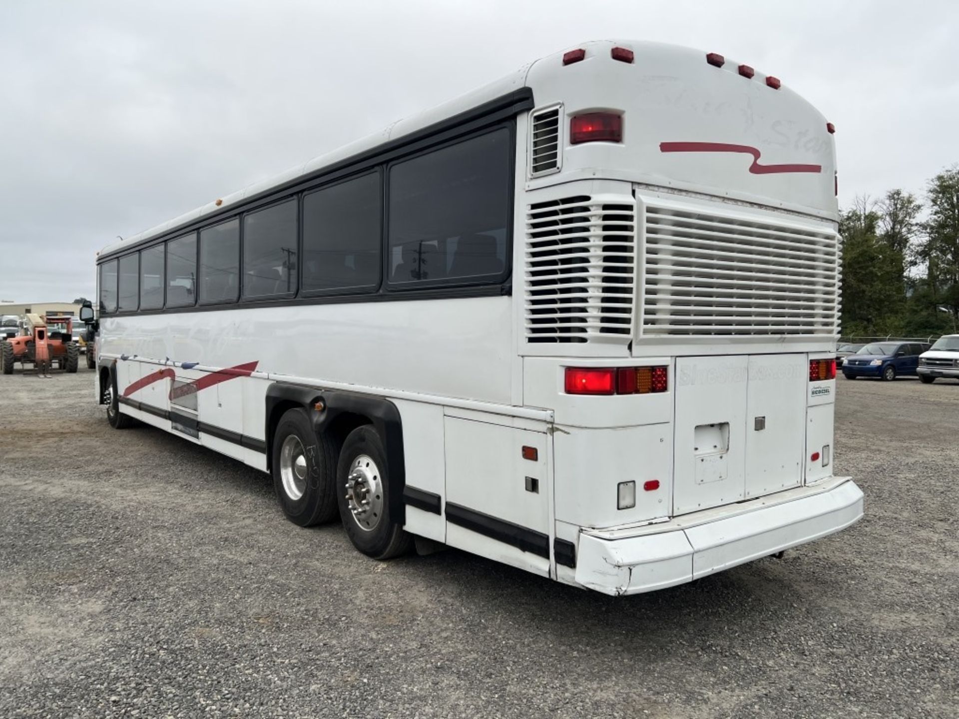 1995 MCI 102-DL3 T/A Coach Bus - Image 5 of 27