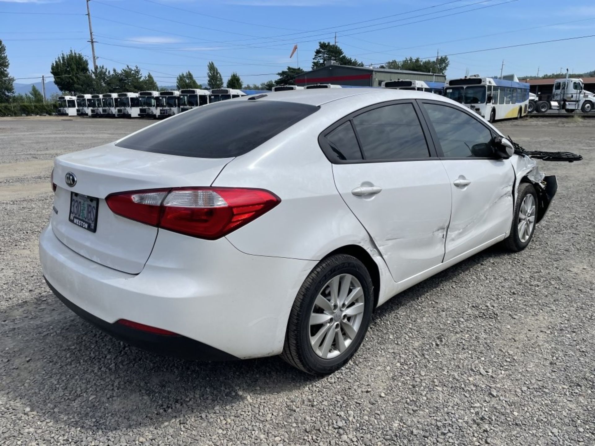 2015 Kia Forte Sedan - Image 3 of 28