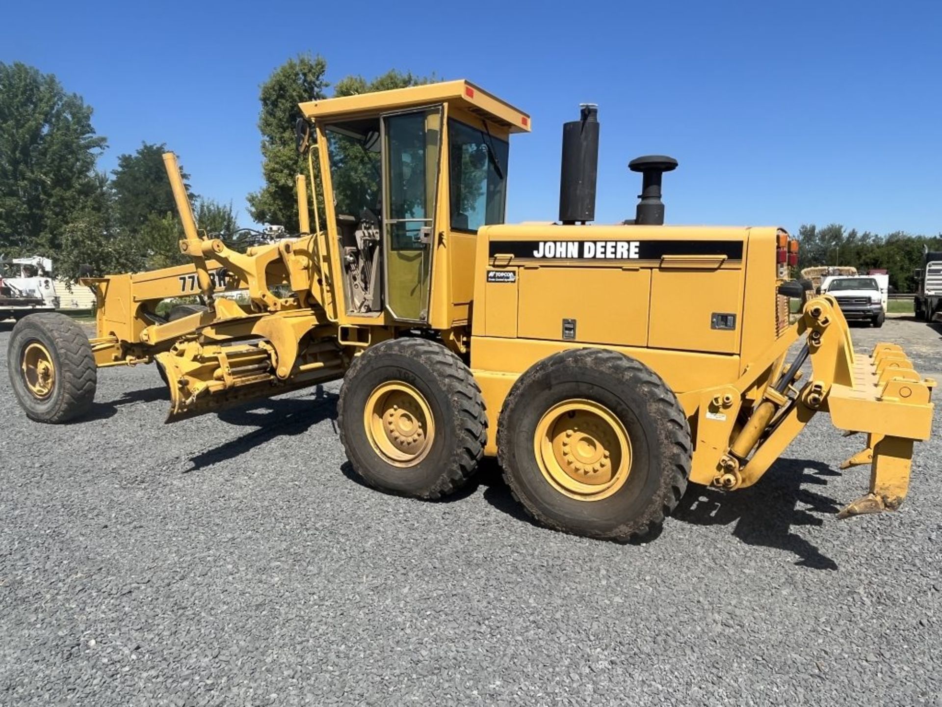 1996 John Deere 770BH Motor Grader - Image 2 of 32