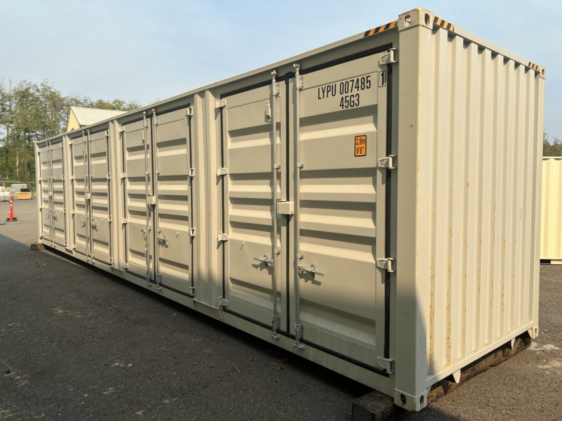 2022 40' High Cube Shipping Container - Image 6 of 10