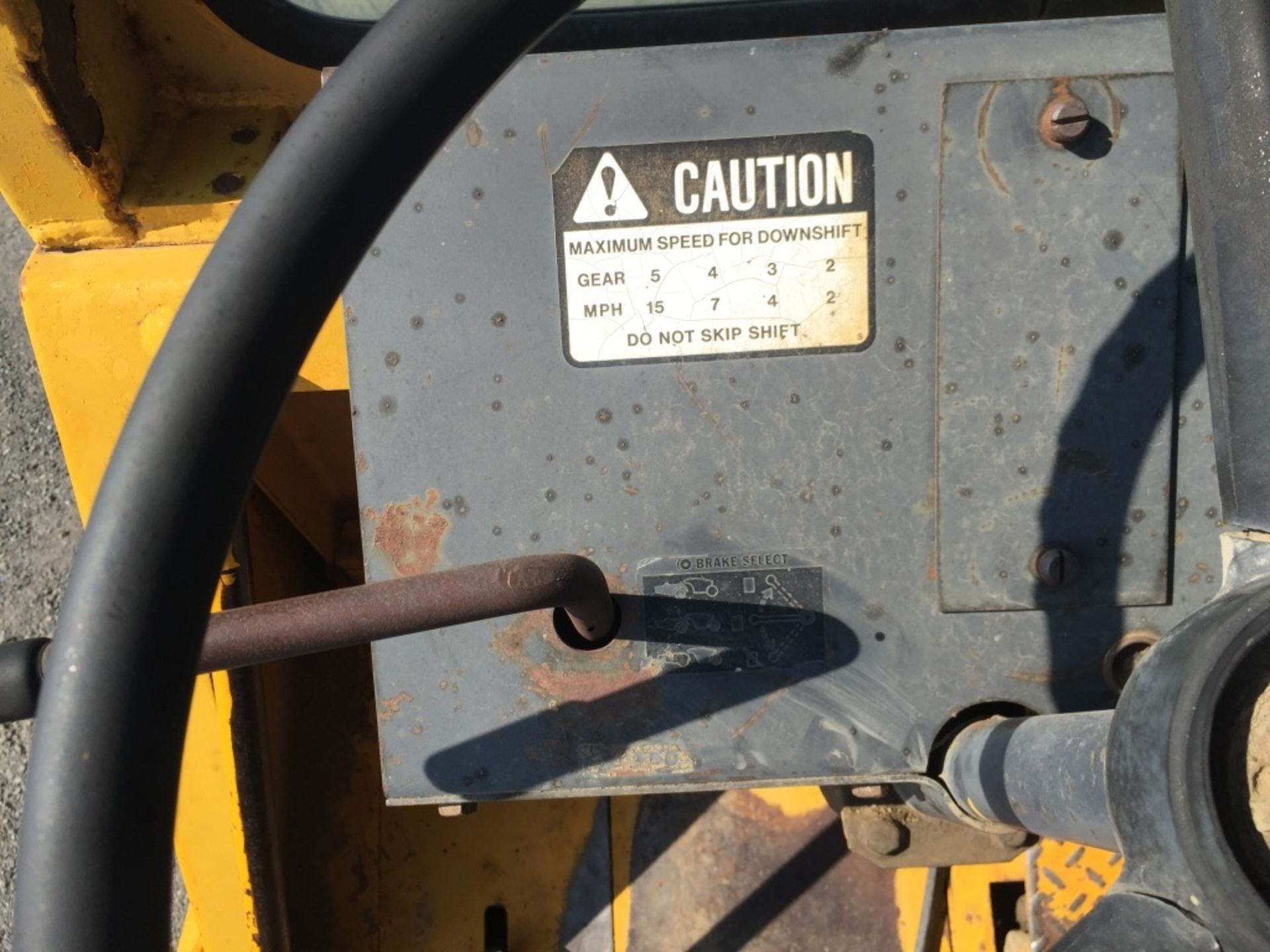 John Deere 860A Elevating Motor Scraper - Image 32 of 40