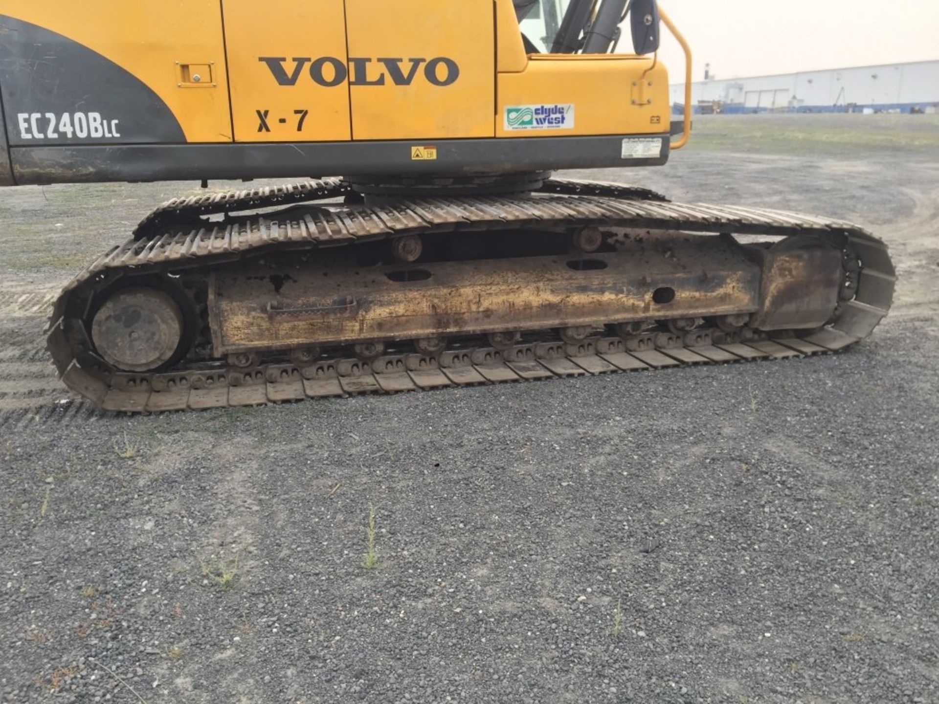 2005 Volvo EC240Blc Hydraulic Excavator - Image 20 of 48