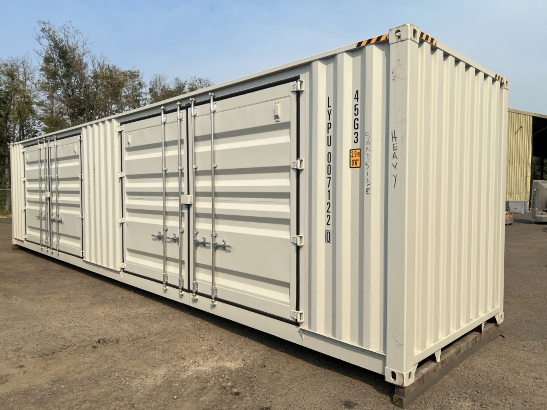 2022 40' High Cube Shipping Container - Image 5 of 10