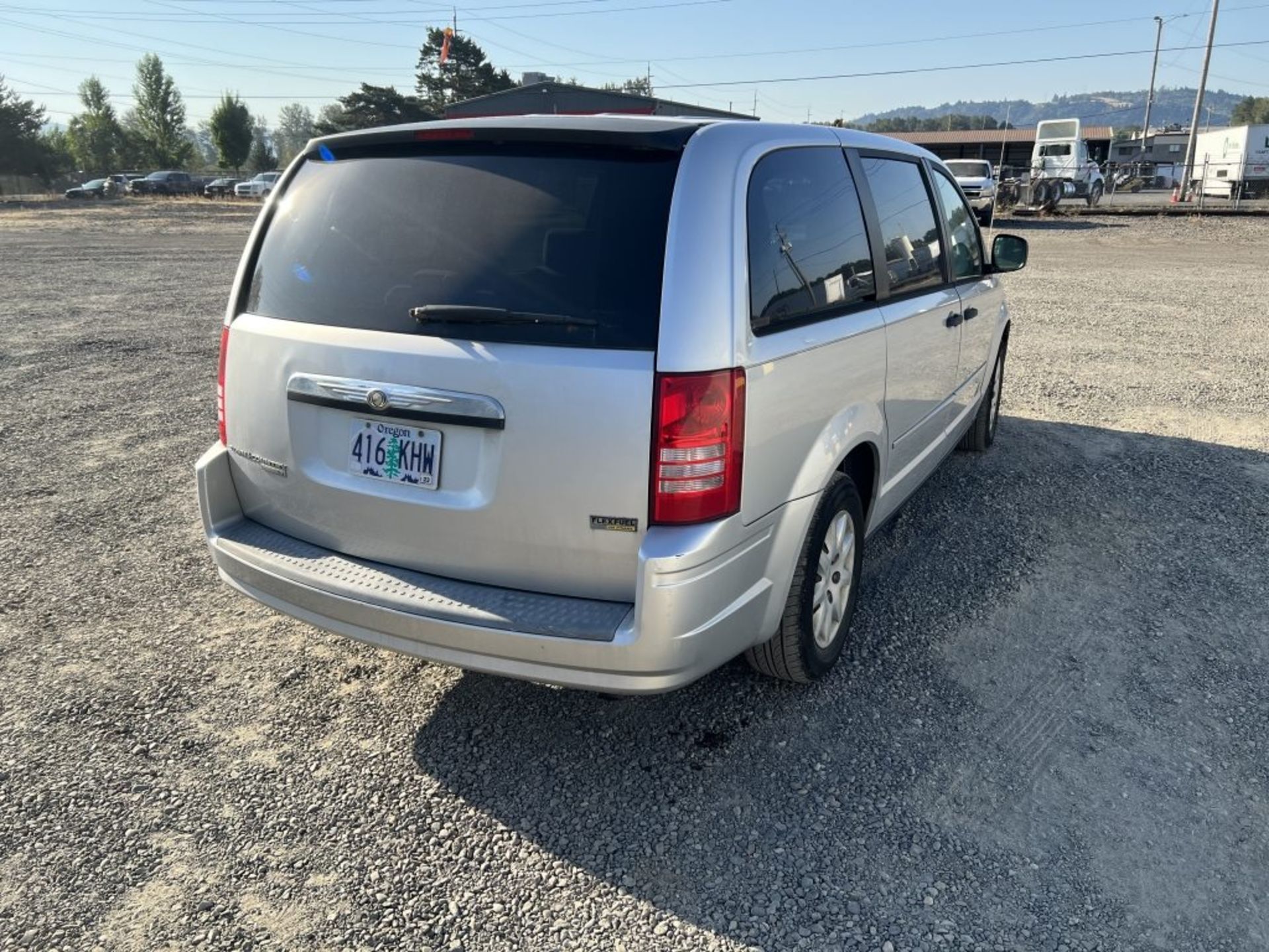 2008 Chrysler Town & Country LX Mini Van - Image 4 of 25