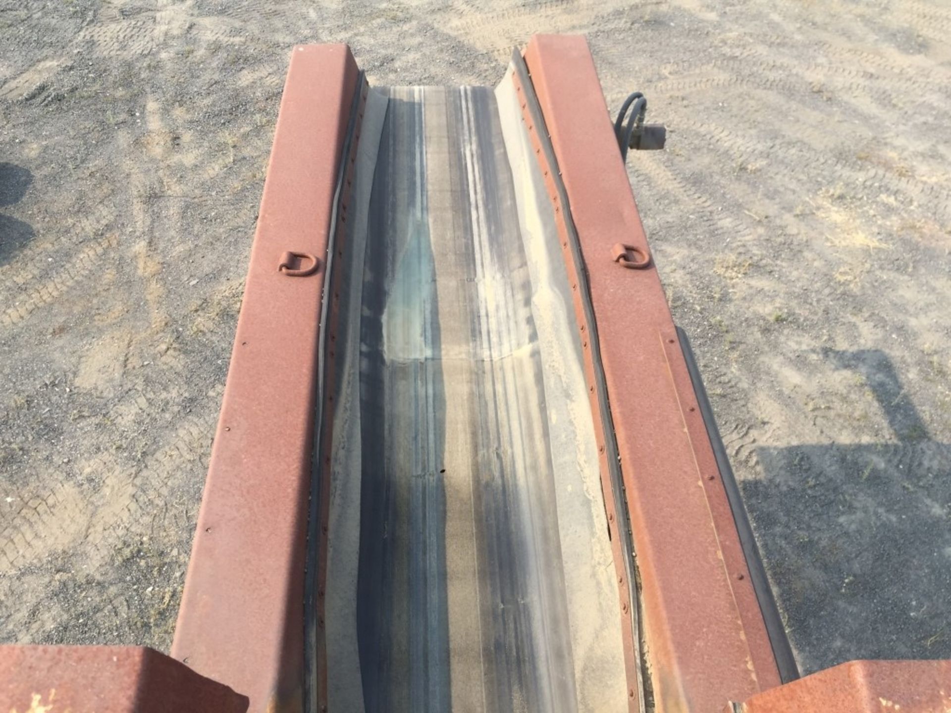 60' Feeder Conveyor - Image 25 of 34