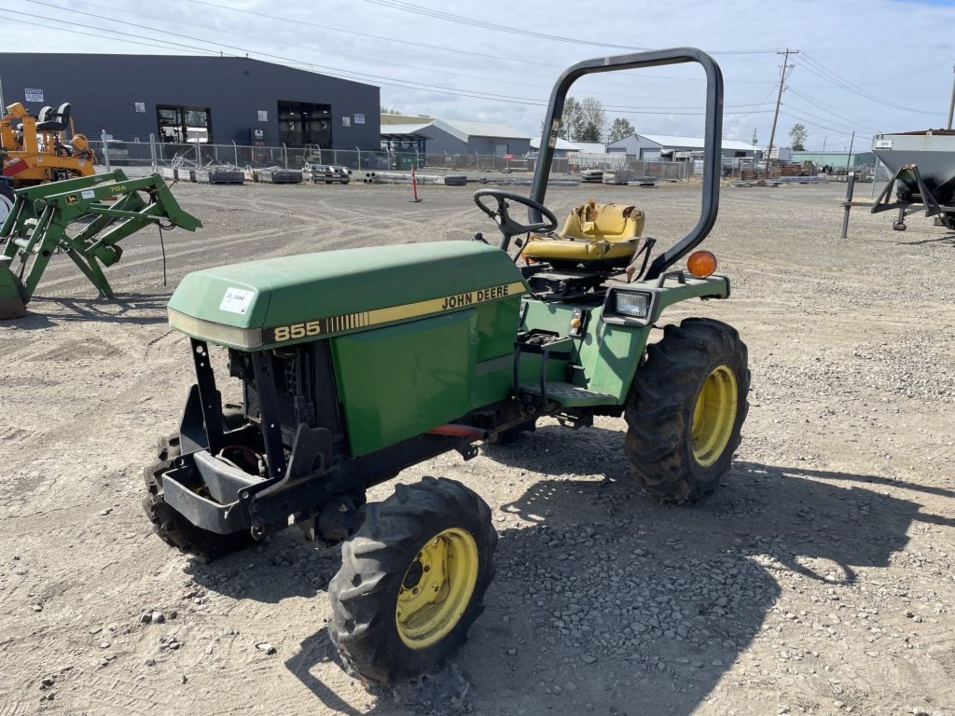 John Deere 855 Utility Tractor