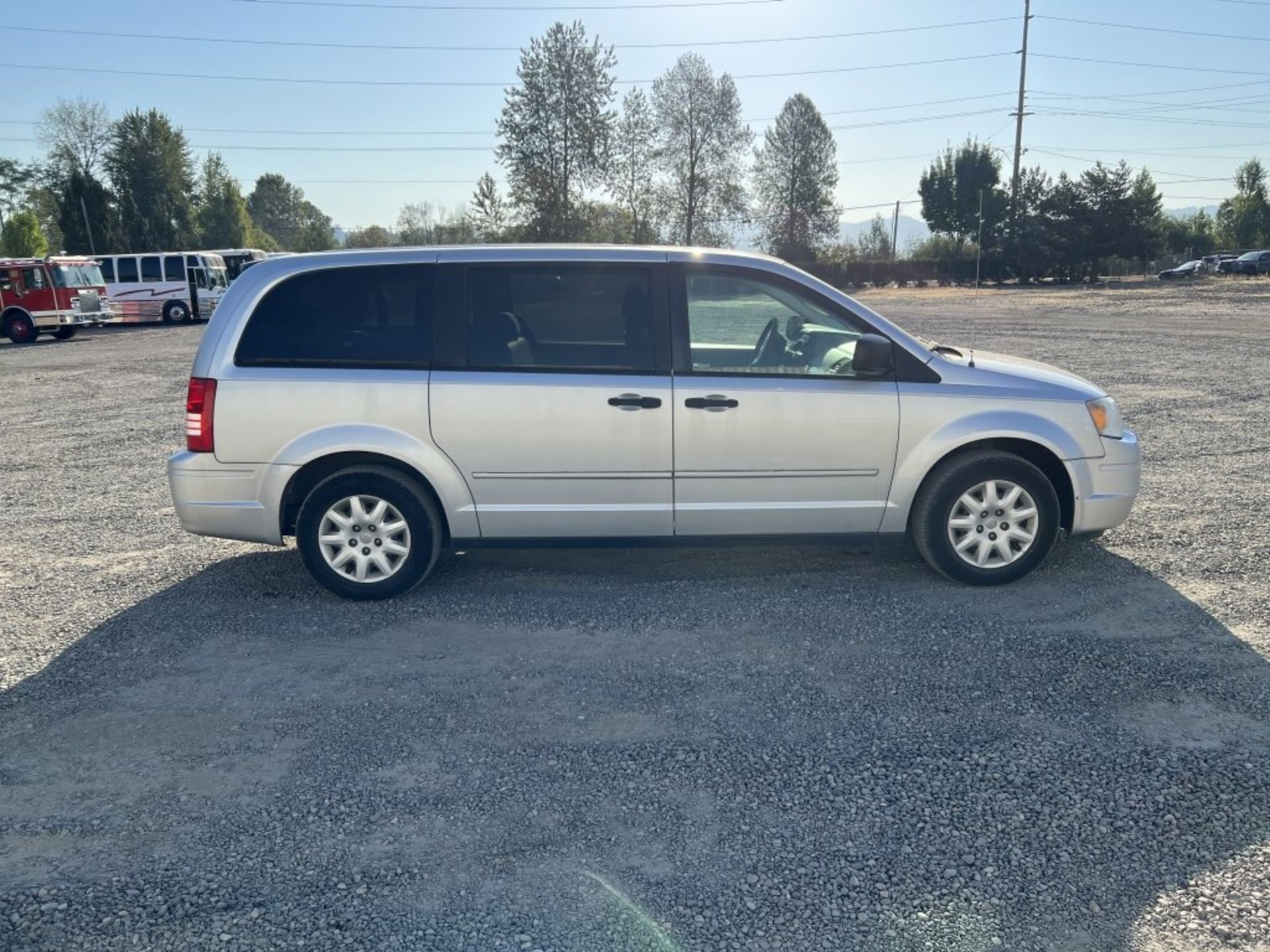 2008 Chrysler Town & Country LX Mini Van - Image 3 of 25