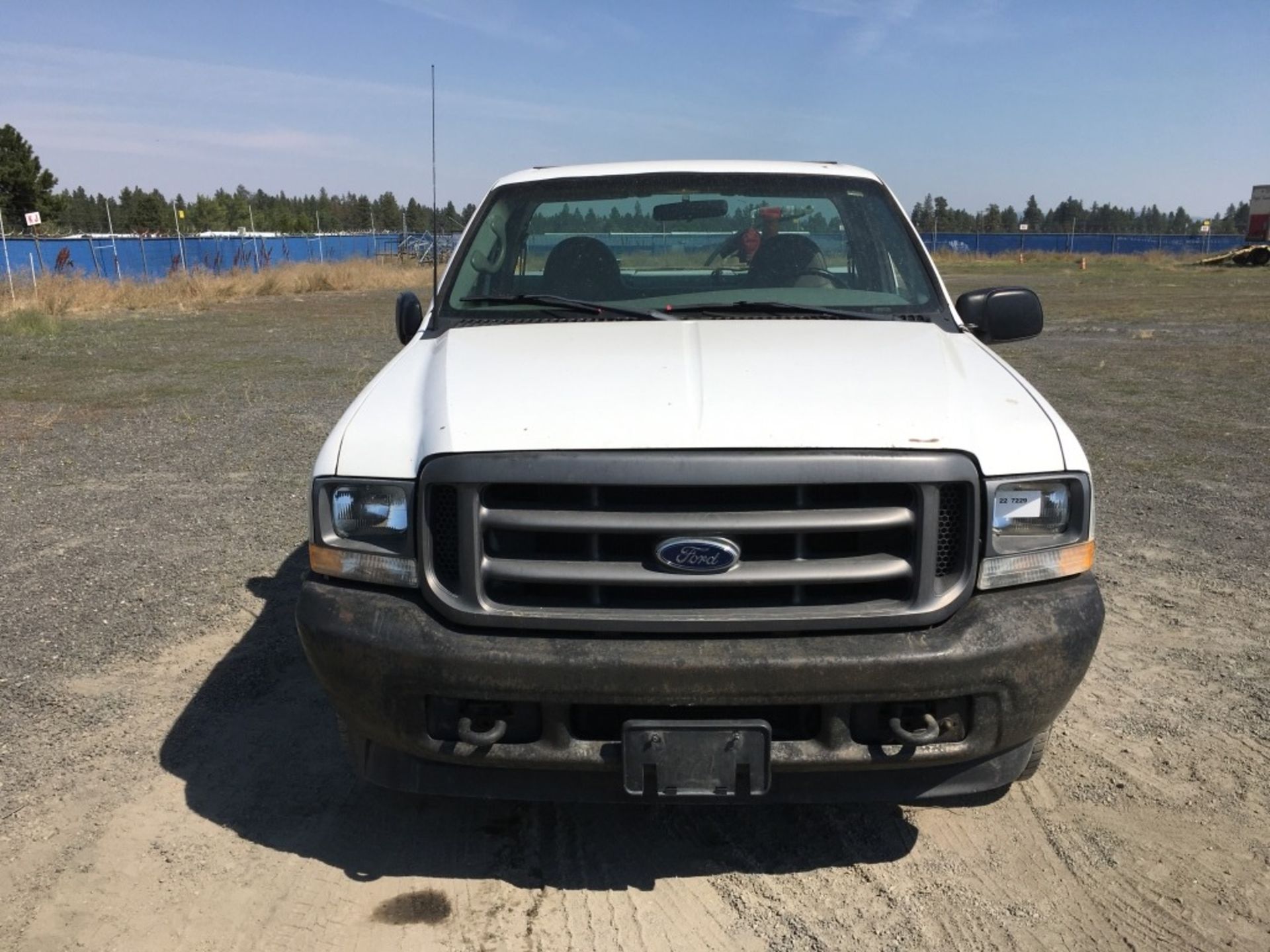 2002 Ford F250 XL SD Pickup - Image 8 of 29