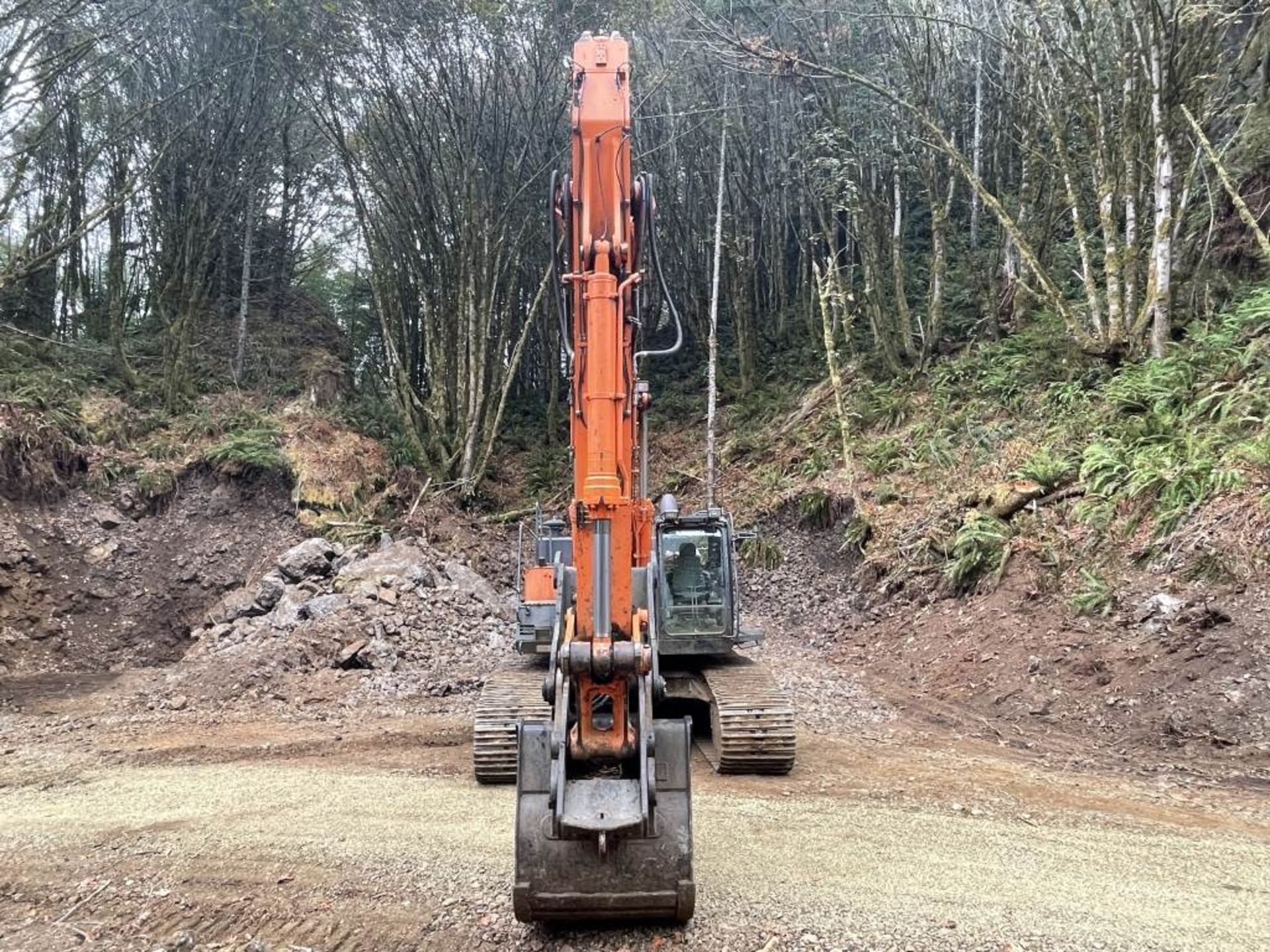 2013 Hitachi ZX470LC-5B Hydraulic Excavator - Image 8 of 63