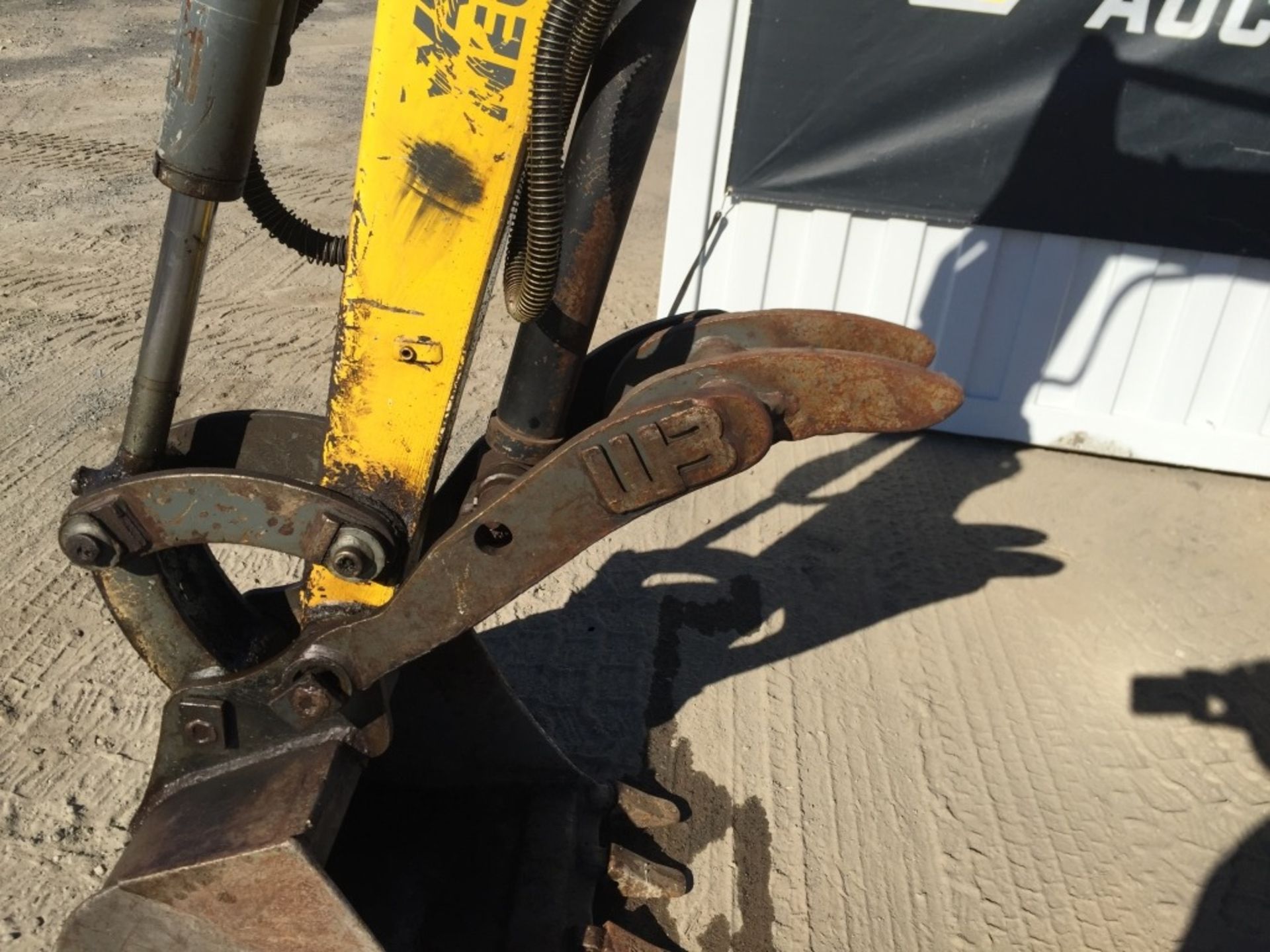 Wacker Neuson 3503 Mini Hydraulic Excavator - Image 11 of 37