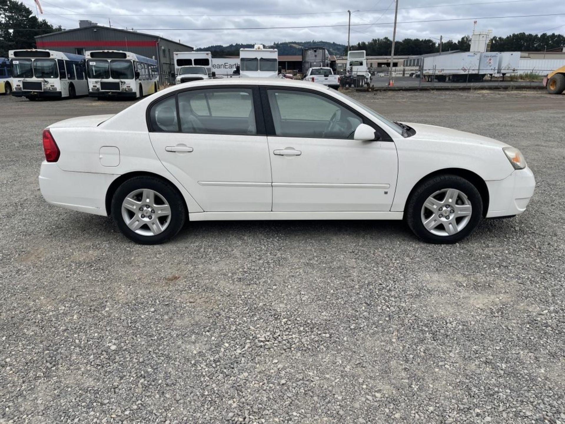 2007 Chevrolet Malibu Sedan - Image 3 of 22