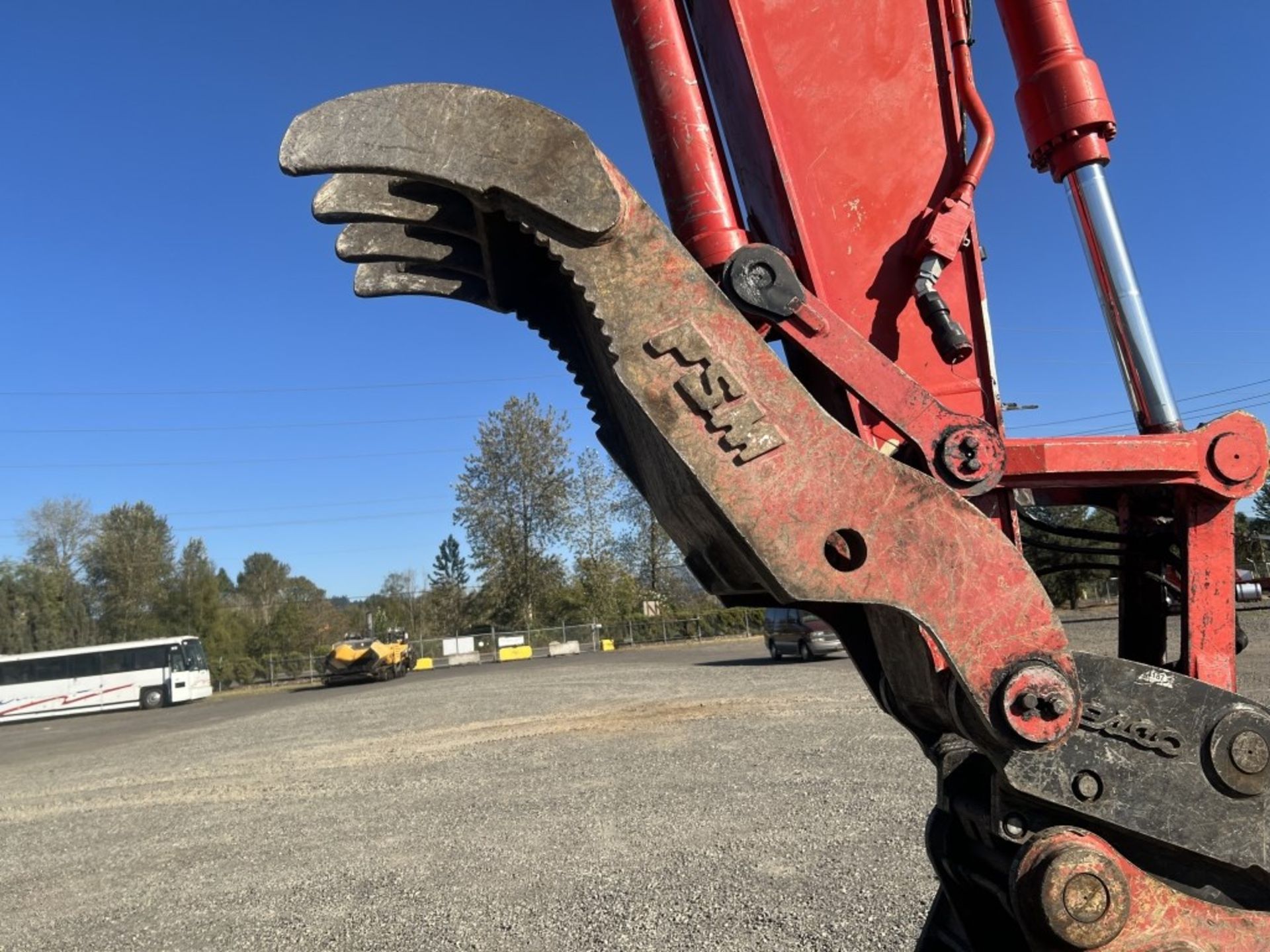 2019 Link-Belt 245X4 LC Hydraulic Excavator - Image 16 of 45