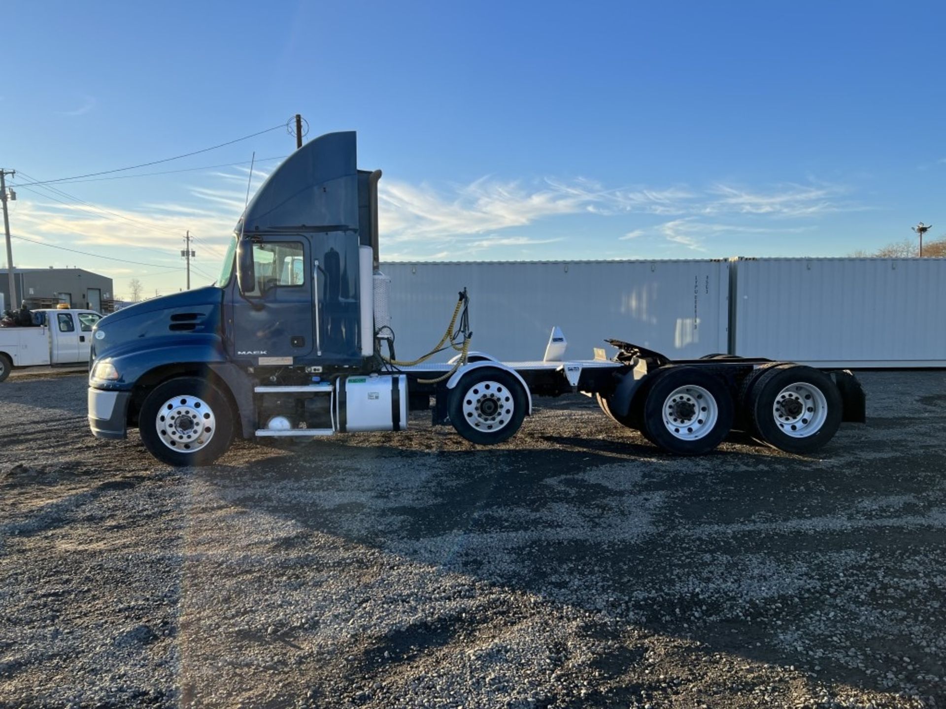 2013 Mack CXU613 Tri-Axle Truck Tractor - Image 7 of 26