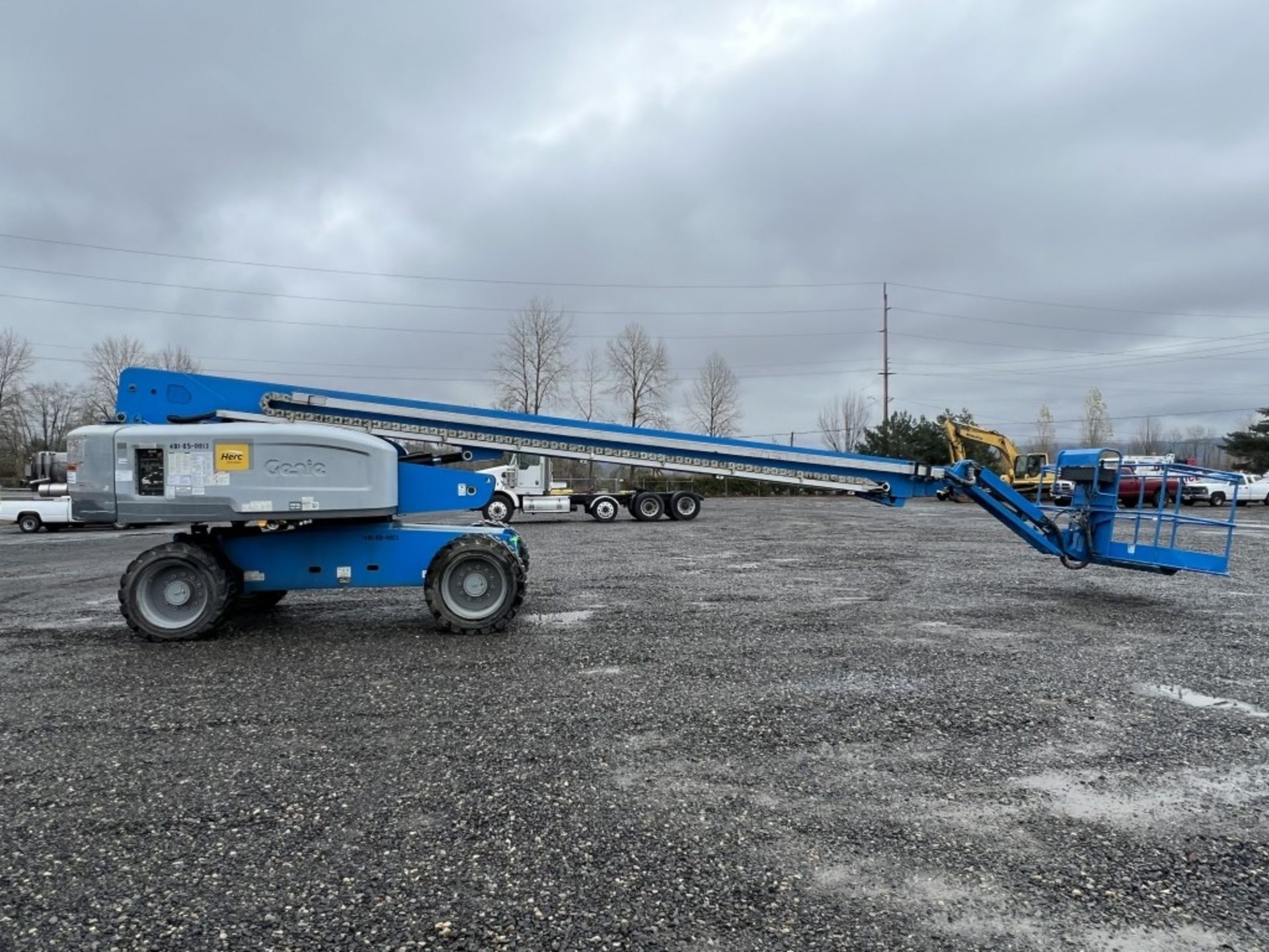 2011 Genie S-85 4x4 Boom Lift - Image 4 of 54