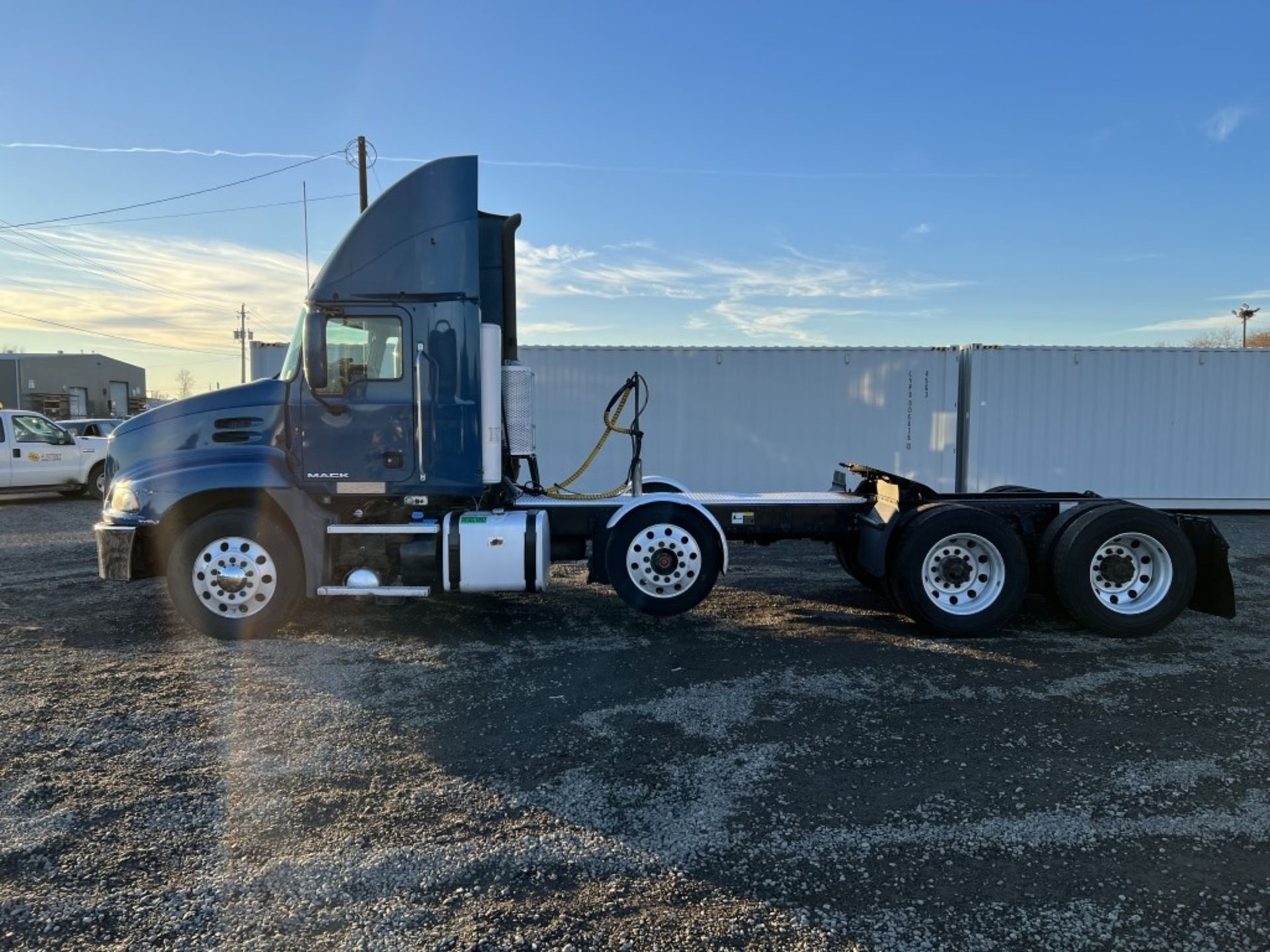 2013 Mack CXU613 Tri-Axle Truck Tractor - Image 7 of 28