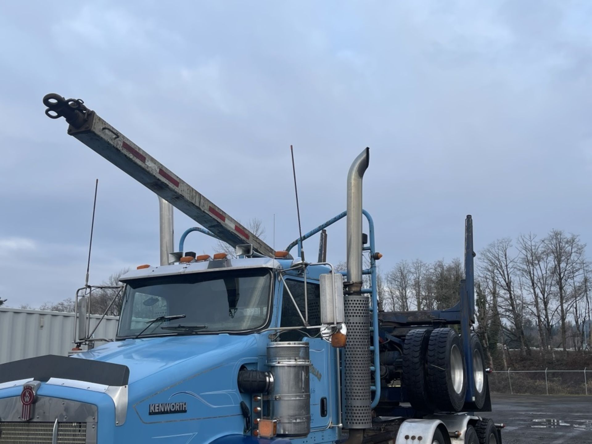 2004 Kenworth T800 Tri-Axle Log Truck - Image 39 of 40