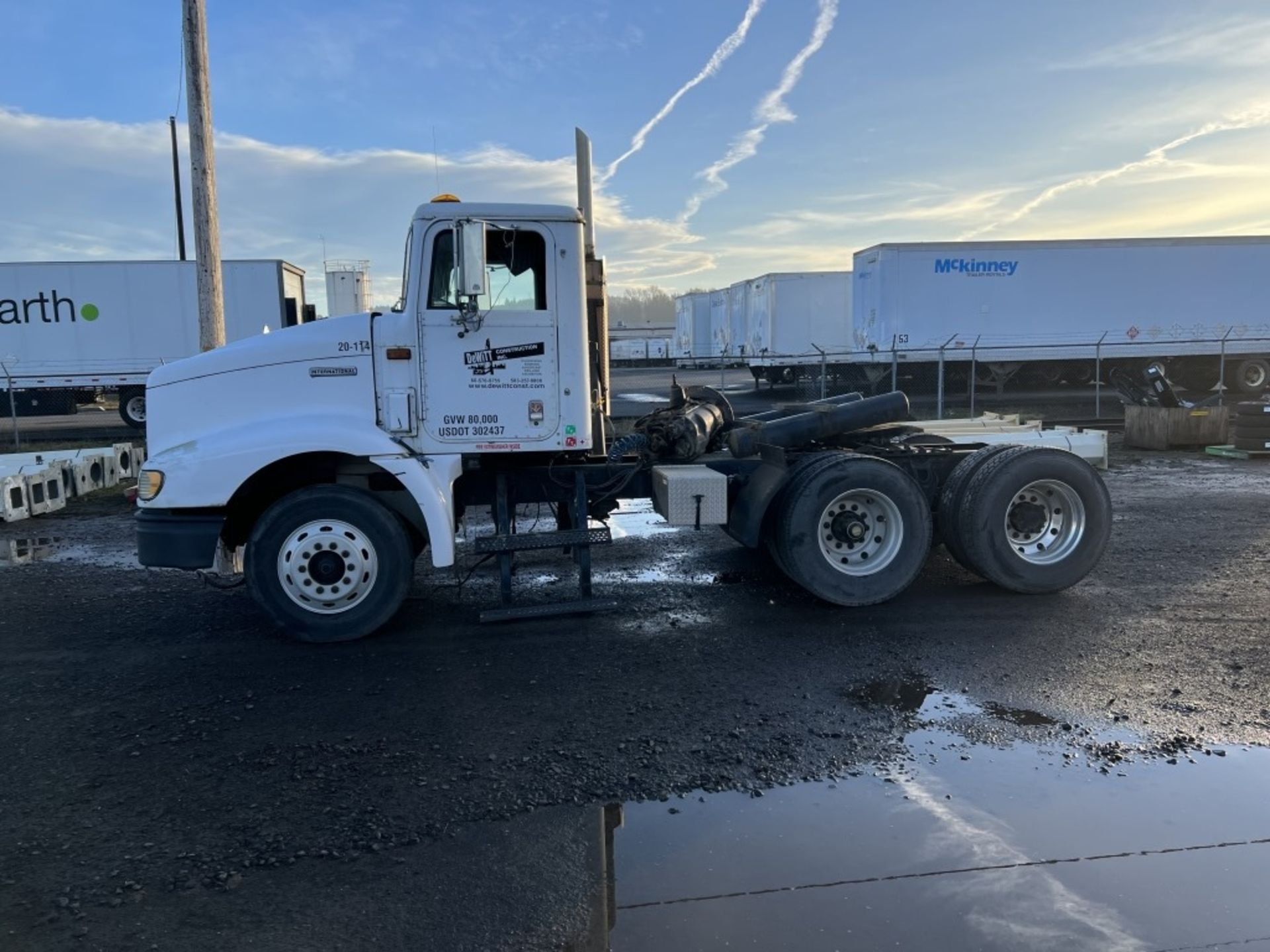 1999 International 9100 T/A Truck Tractor - Image 7 of 23