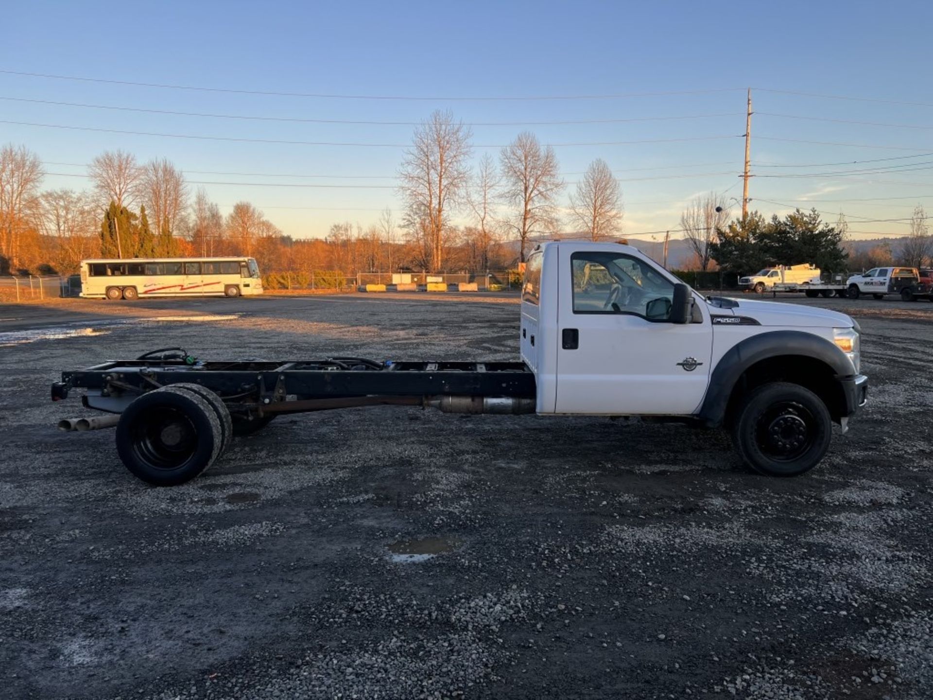 2013 Ford F550 SD Cab & Chassis - Image 3 of 20