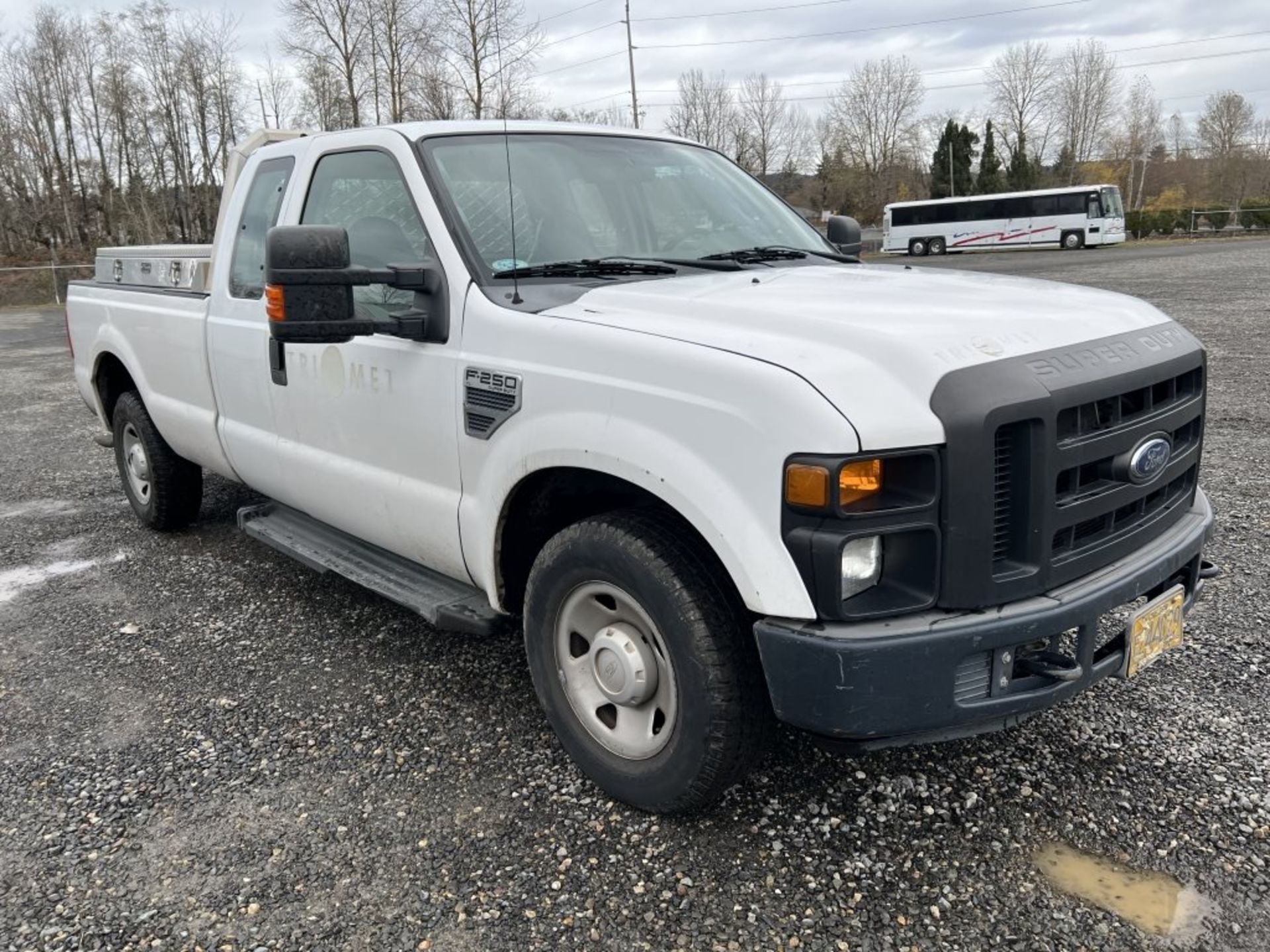 2009 Ford F250 XL SD Extra Cab Pickup - Image 2 of 33