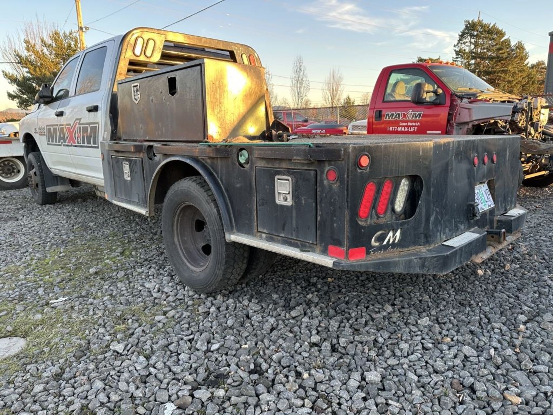 2014 Dodge Ram 3500 Crew Cab HD 4x4 Flatbed Truck - Image 5 of 32