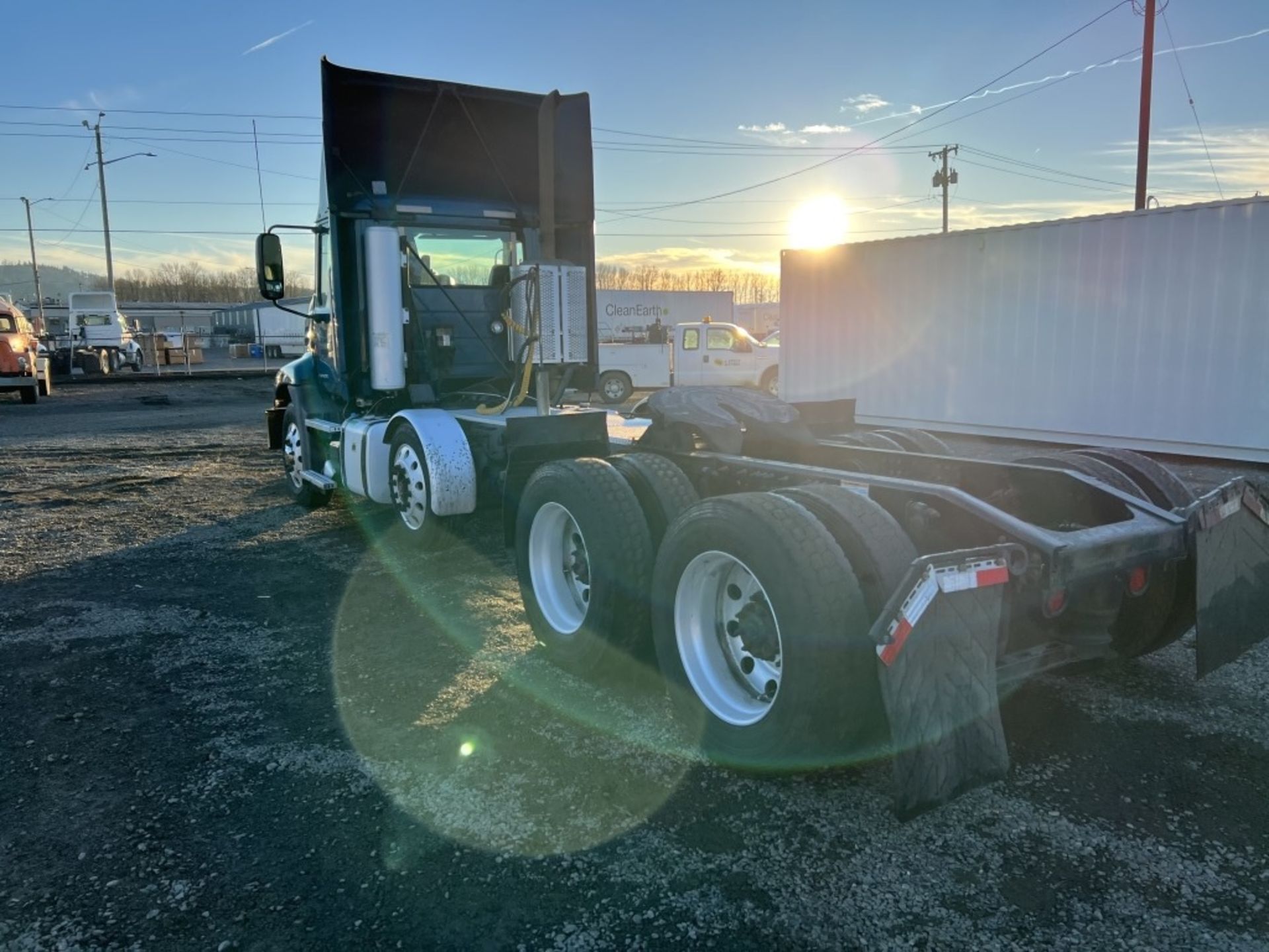 2013 Mack CXU613 Tri-Axle Truck Tractor - Image 6 of 28