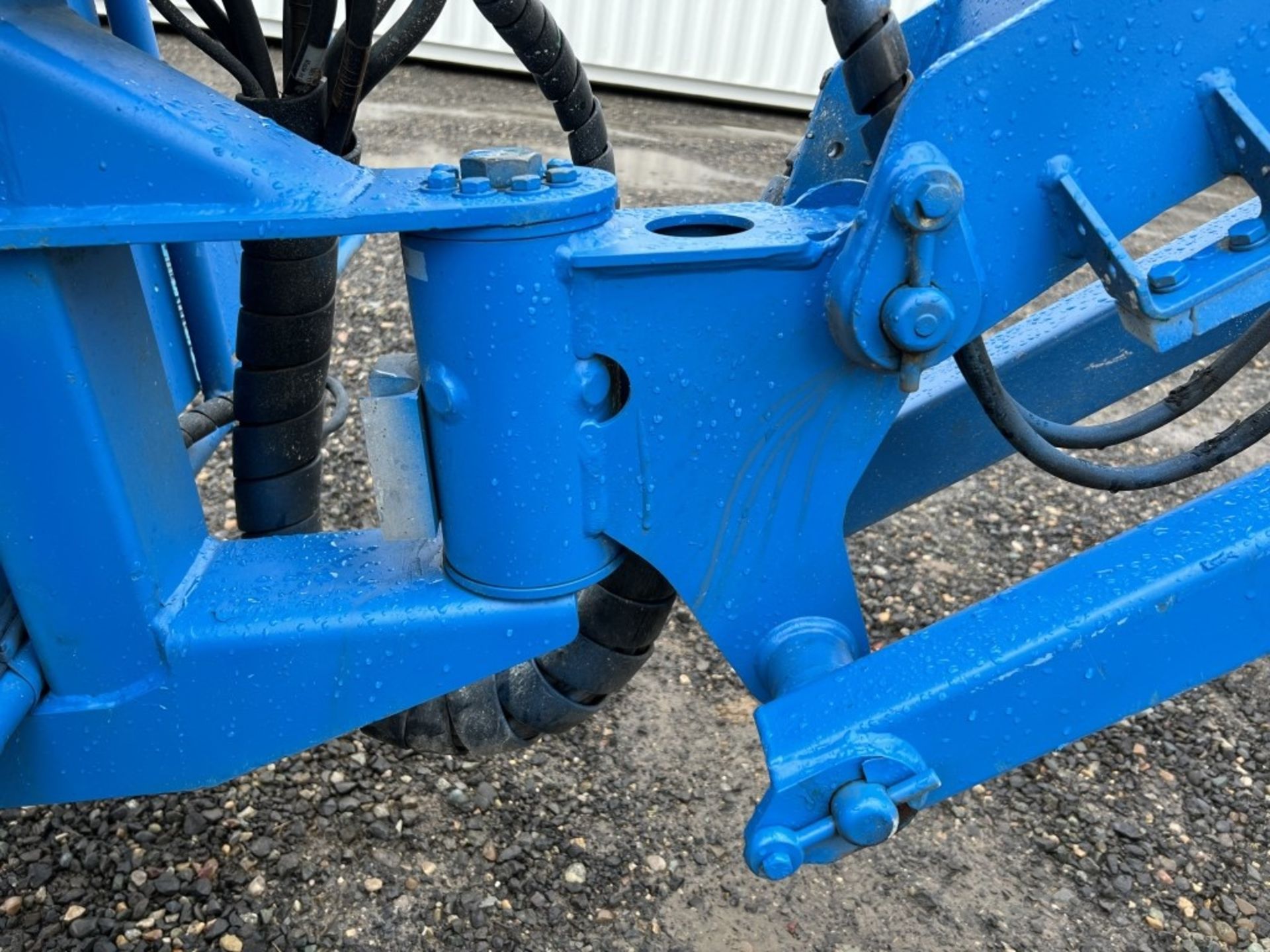 2011 Genie S-85 4x4 Boom Lift - Image 18 of 54