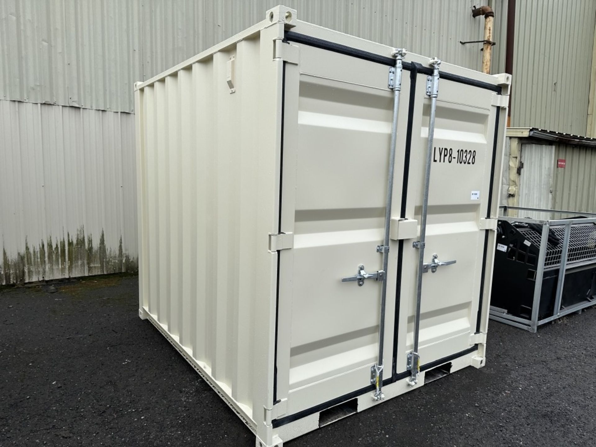 2022 8' Shipping Container - Image 2 of 8