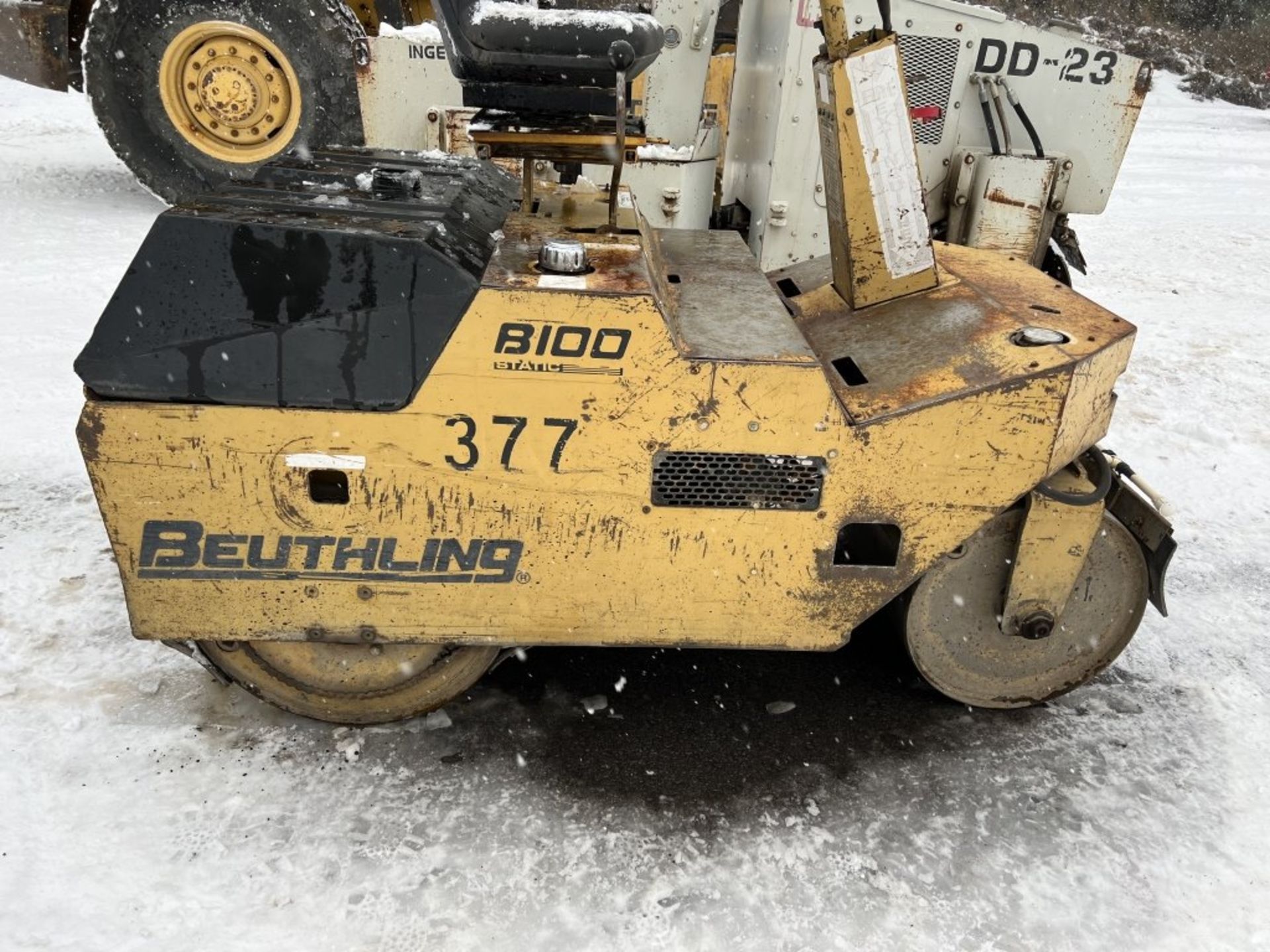 Beuthling B100 Tandem Static Roller - Image 10 of 10