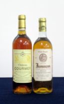 1 bt Ch. Courmey 1er Cru Côtes de Bordeaux 1997 Liquoreux hf 1 bt Jurançon Viguerie Cuvée Royale