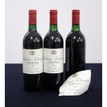 3 bts Ch. Potensac 1989 Potensac (Médoc) Cru Bourgeois 1 i.n, 1 vts, 1 ts, 1 loose label, sl bs