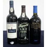 1 bt Smith Woodhouse 2000 Vintage Port 1 bt Niepoort 1996 LBV Port bottled 2000 1 bt Portal 2009 LBV