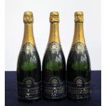1 bt Alfred Gratien Brut Champagne 1985 sl nicks to front label, sl nicks to rear label 2 bts Alfred
