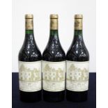 3 bts Ch. Haut-Brion 1990 Pessac (Graves), 1er Cru Classé, 9 mm, 13 mm 14 mm below base of cork