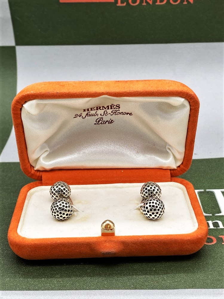 Hermès Paris Vintage Solid Silver Paire de Boutons de Manchette Balles de Golf Argent - Image 3 of 4