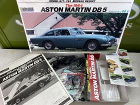 Vintage-Doyusha Aston Martin DB 5 James Bond 007-Unopened Example