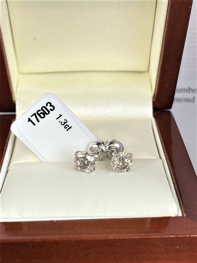 Pair of New 1.30 Carat Round Cut VS2/E Diamond Stud Earrings On 14K Hallmarked White Gold - Image 3 of 11