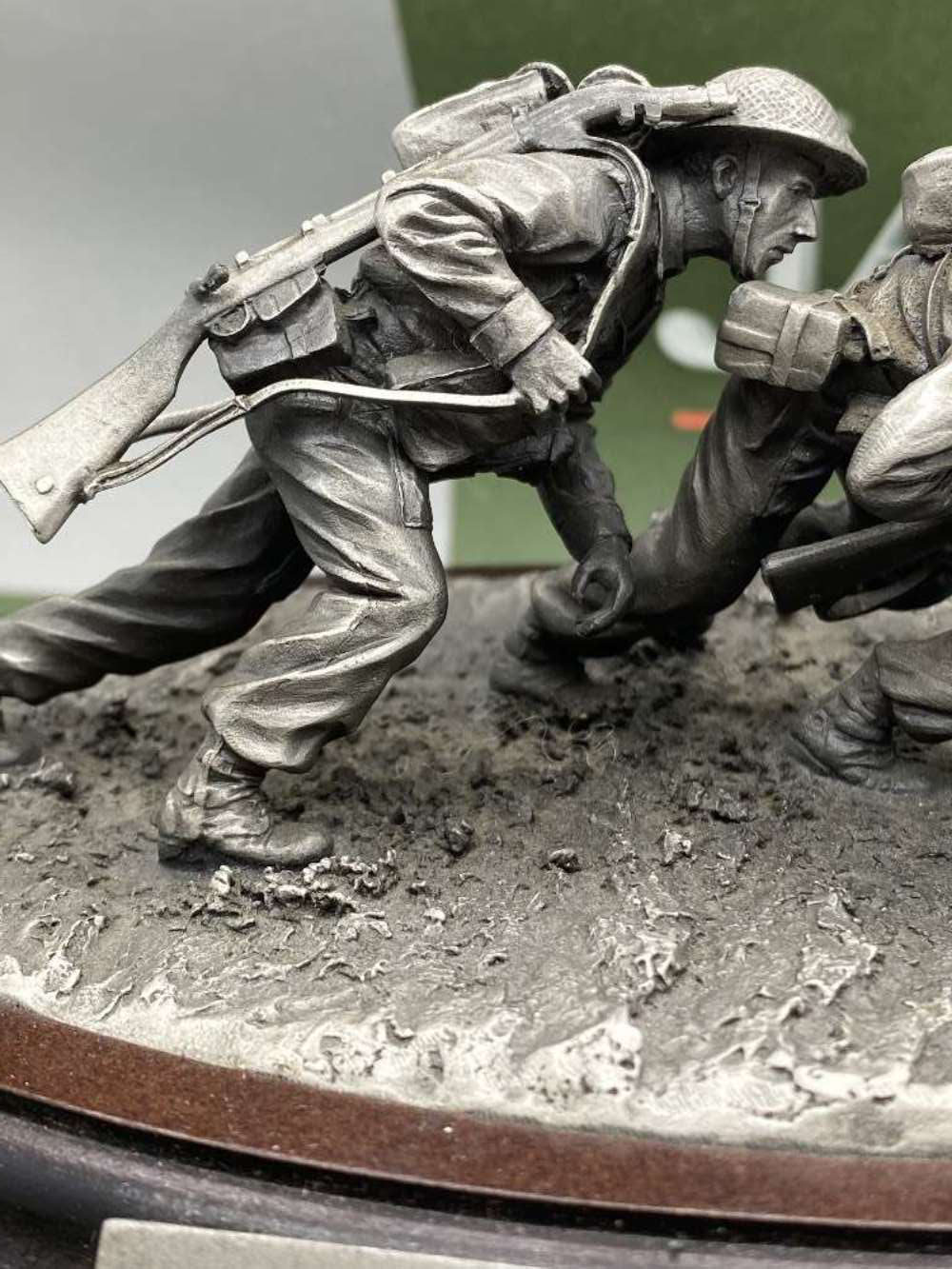 Commerative Pewter Danbury Mint Sculpture Of The D-Day Landing 1944 - Image 2 of 5