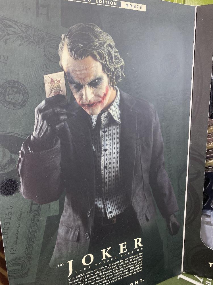 Hot Toys "The Joker" Bank Robber Edition 1/6 Scale Figure - Image 3 of 10