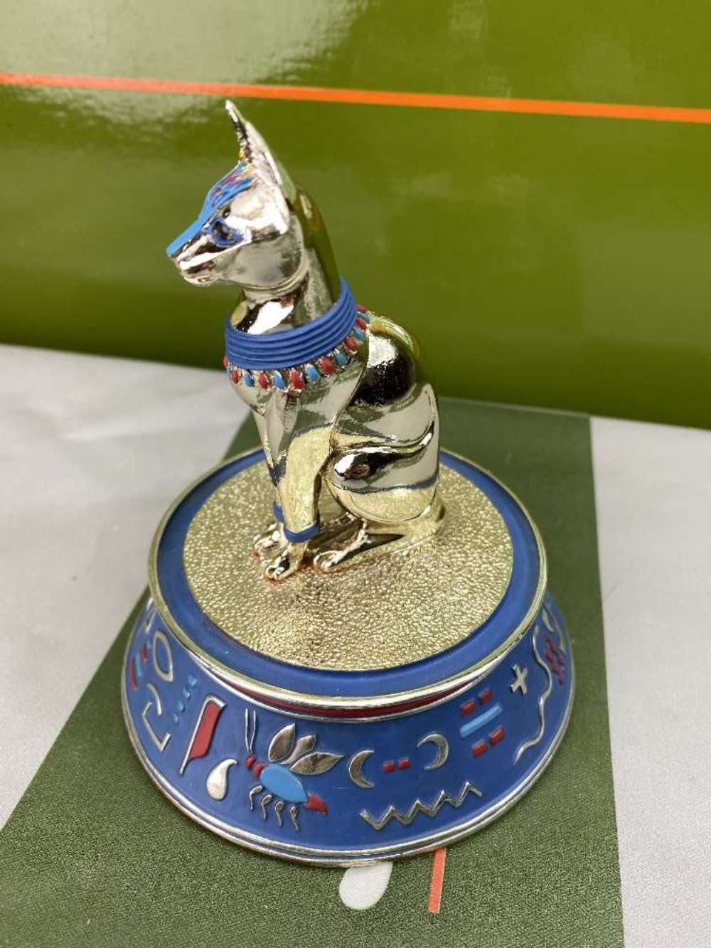 Franklin Mint Egyptian "The Sacred Bast Cat " Ltd Edition - Image 3 of 3