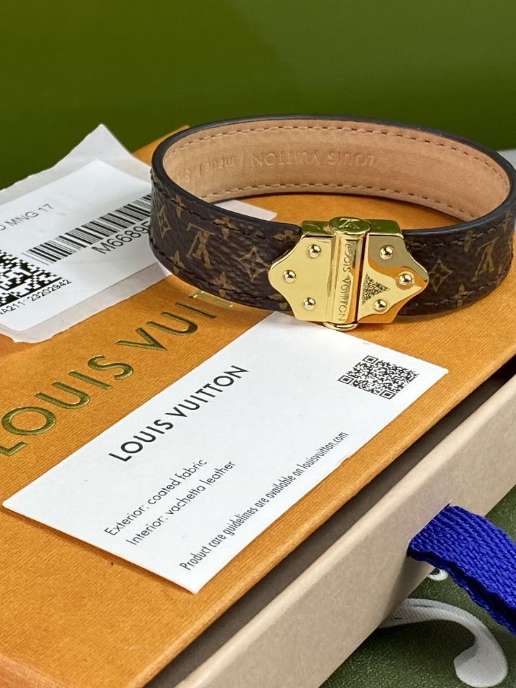 Louis Vuitton Monogram Gold Nano Cuff Bracelet Ex Display. - Image 6 of 6