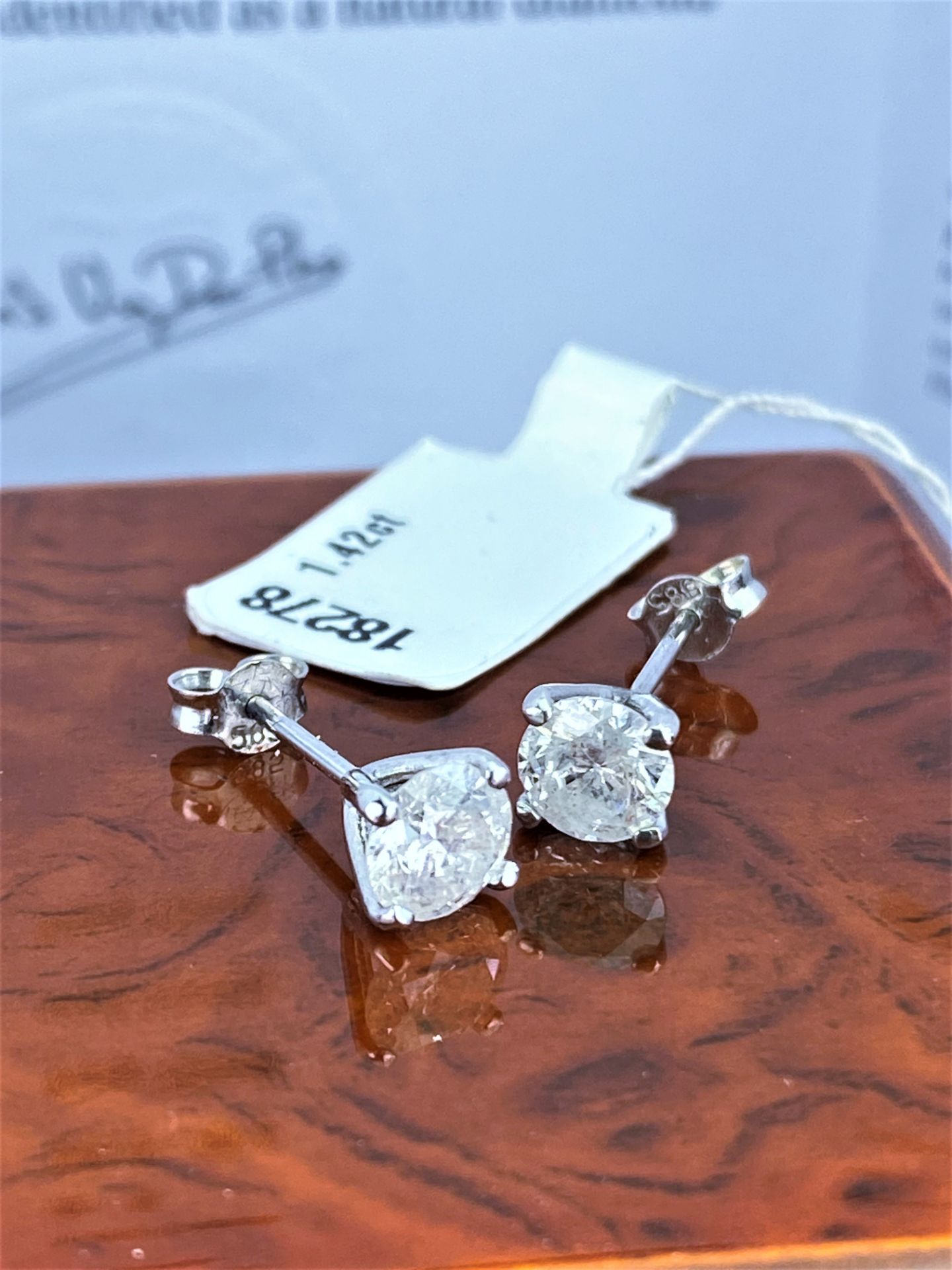 Pair of New 1.42 Carat Round Cut VS2/D Diamond Earrings - Image 6 of 6