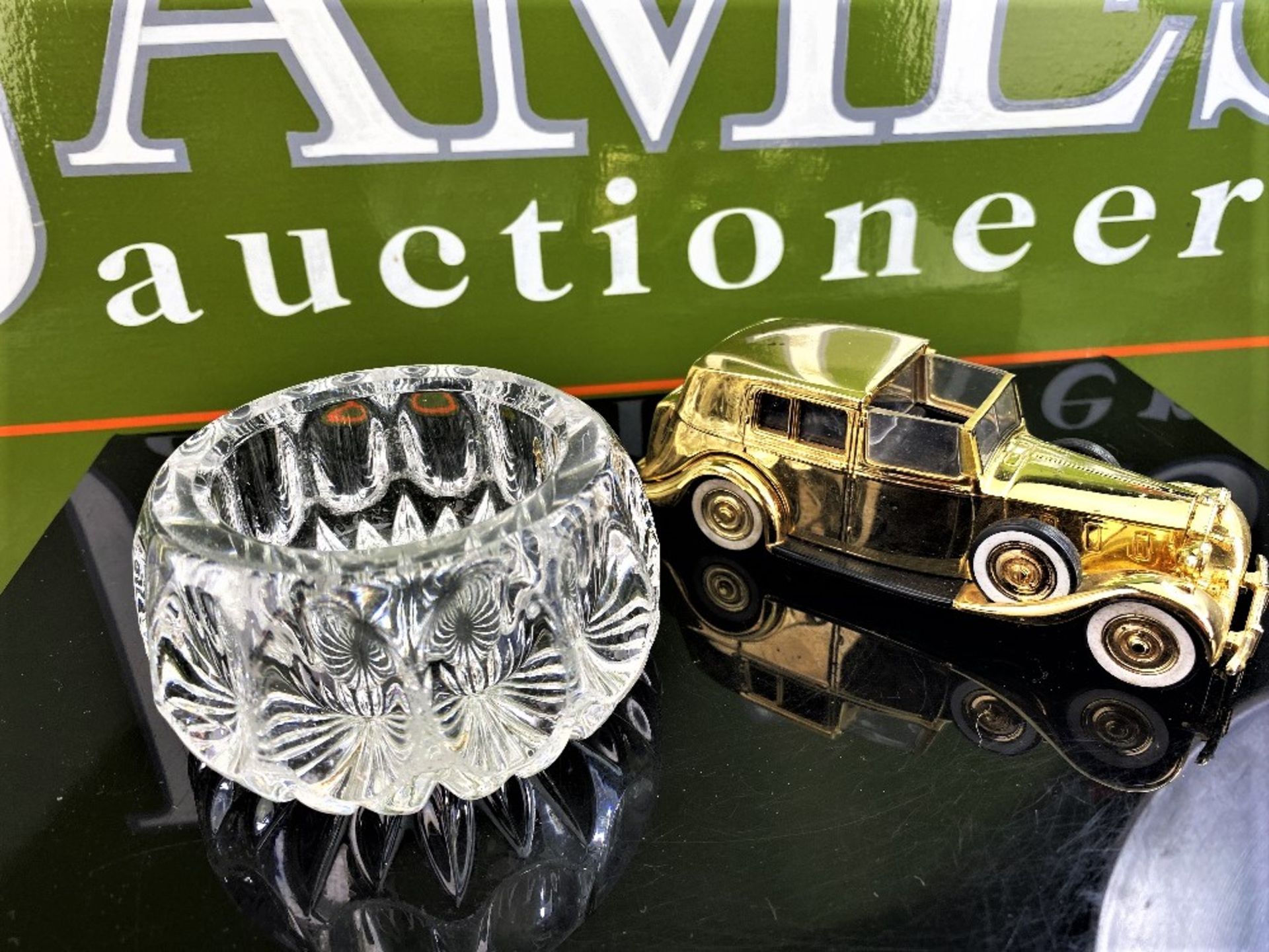 Corgi James Bond Goldfinger, 1937 Rolls-Royce 24ct Gold& Crystal Bowl