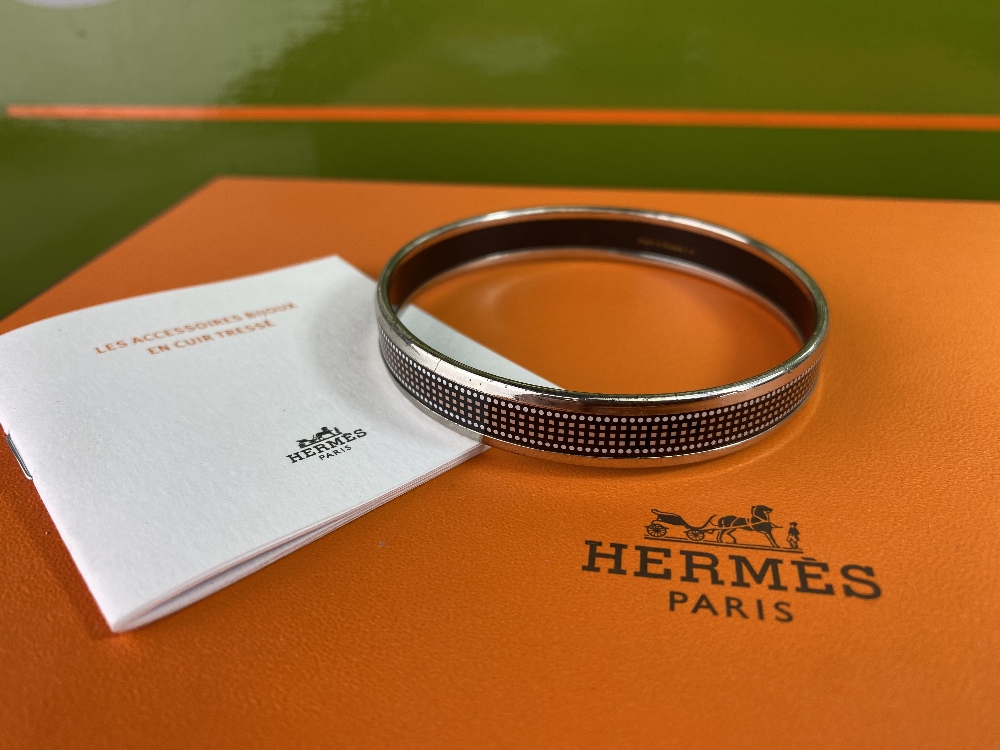 Hermes Paris Silver & Enamel Monogram Hermes Bracelet - Bild 2 aus 6