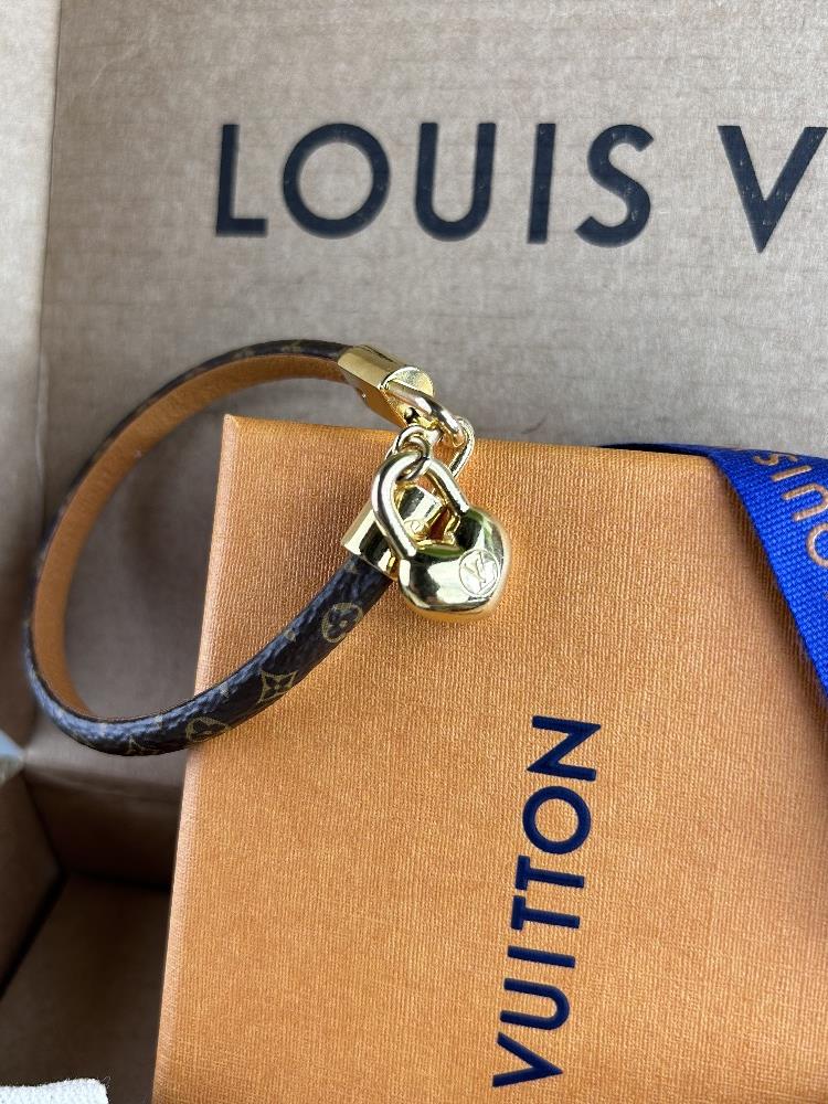 Louis Vuitton Crazy In Lock Bracelet - Size 19