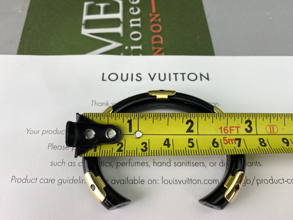 louis Vuitton Paris Onyx & Gold Cuff Bracelet-Rare Example - Image 4 of 7