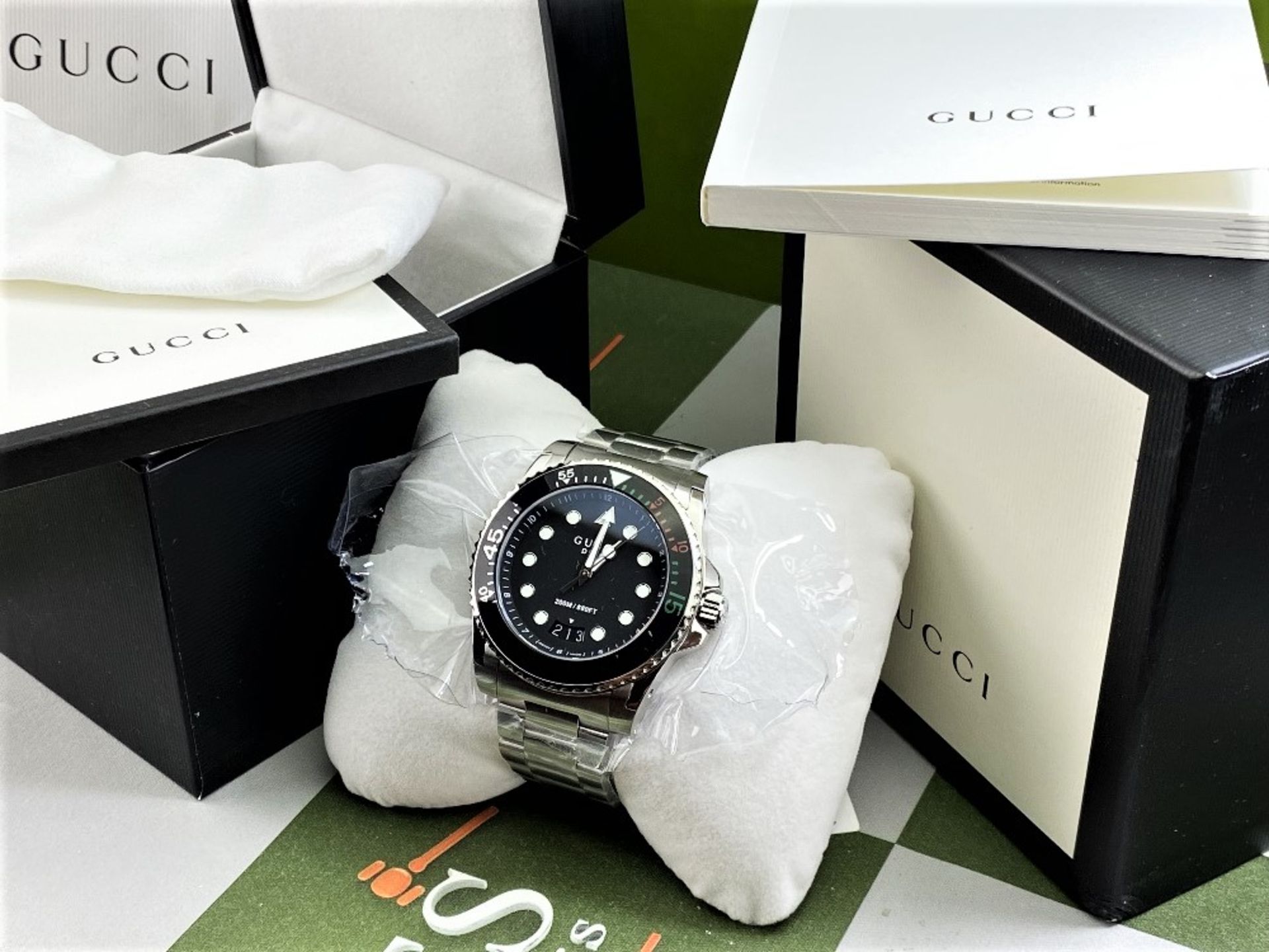 Gucci Dive XL Black Men's Watch - YA136208-New Example - Image 6 of 8