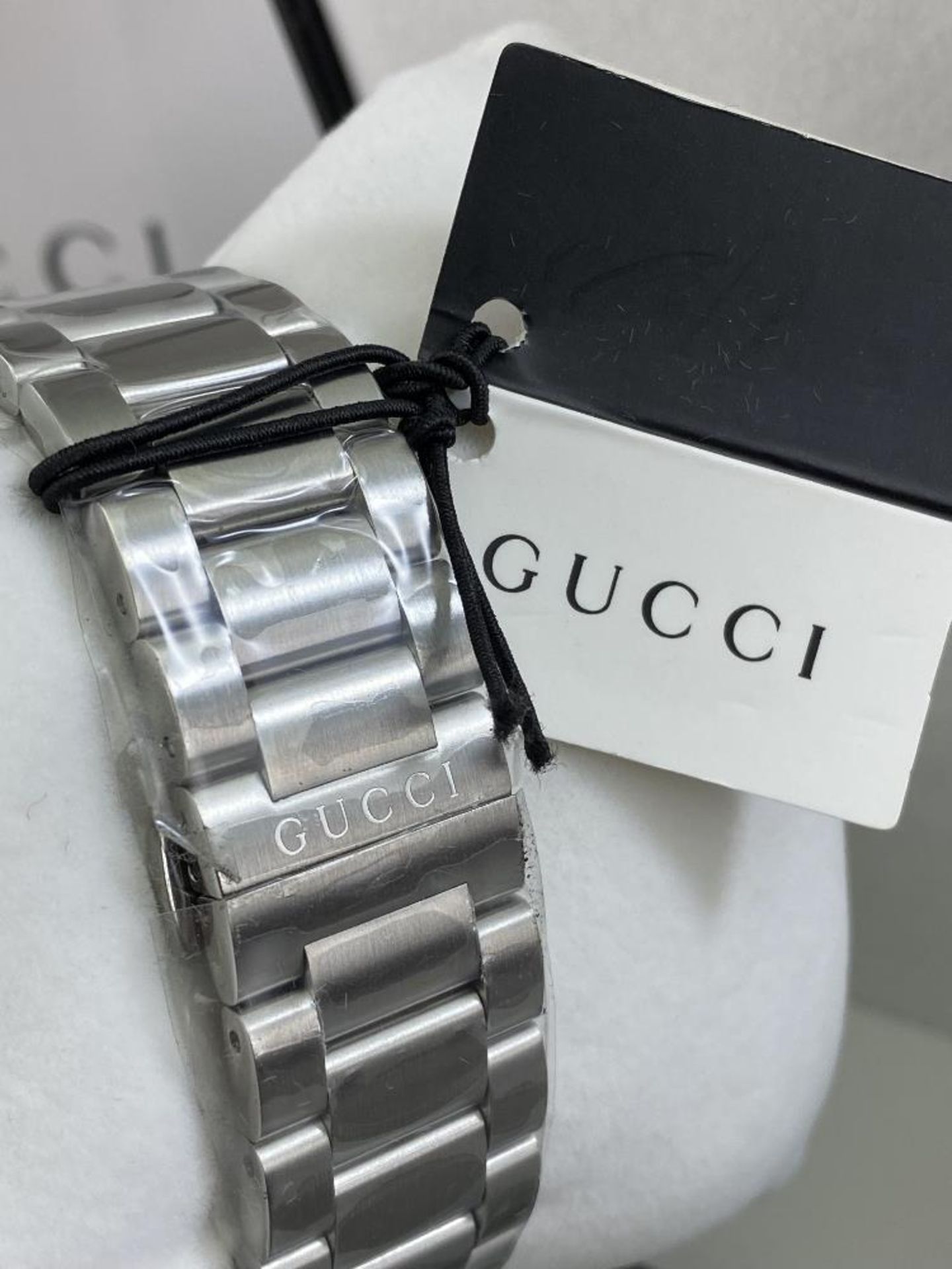 Gucci Dive XL Black Men's Watch - YA136208-New Example - Image 3 of 8