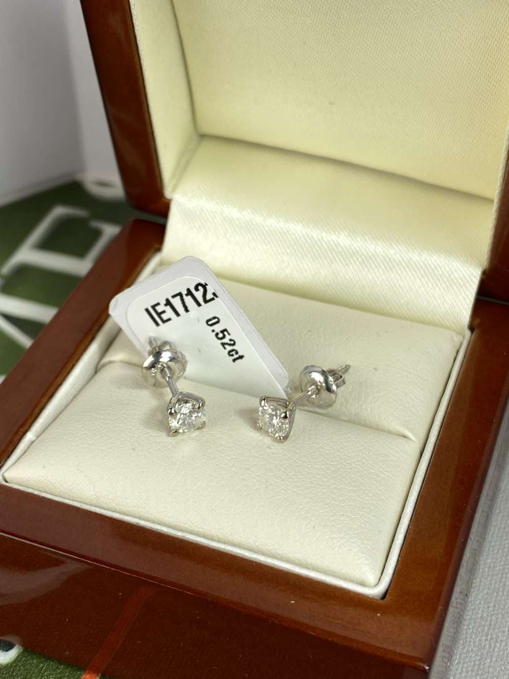 Pair of New 0.52 Carat Round Cut VS1/D Diamond Stud Earrings On 14K Hallmarked White Gold - Image 3 of 8