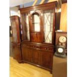 Good quality mahogany cocktail bookcase, with arched recess and glazed doors, 200 x 122cm, with