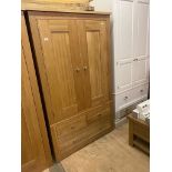 Cotswold Collection Oak Double Wardrobe with Drawers, H 1900mm W 1120mm D 620mm